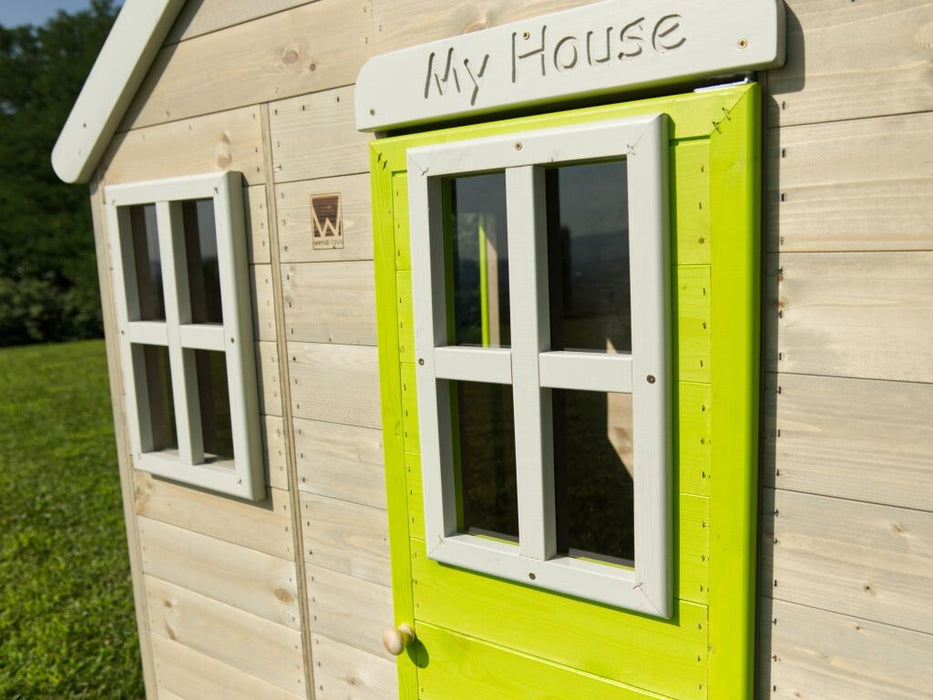 BAMBY HOUSE ON STILTS