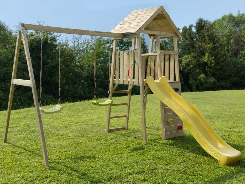 KICCA HOUSE WITH DOUBLE SWING