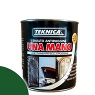 Unamano verde erba